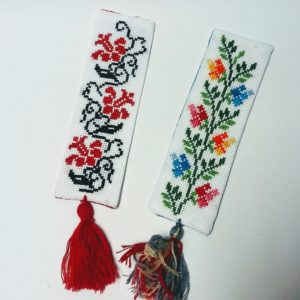 Haftowana zakładka do książki